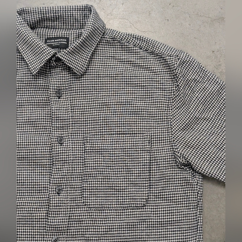 *Club Monaco Long Sleeve Button Down Shirt, X-Small